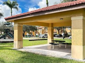 14015 N Forest Oak Cir 14015, Davie FL 33325