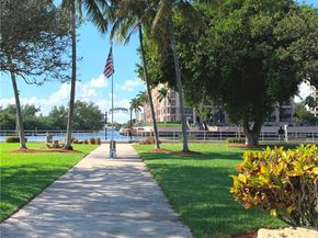 1201 N Riverside Dr 12B, Pompano Beach FL 33062