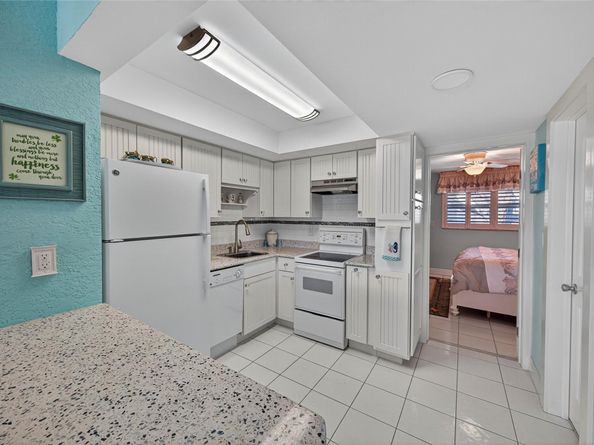 1201 N Riverside Dr 12B, Pompano Beach FL 33062