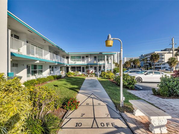1201 N Riverside Dr 12B, Pompano Beach FL 33062