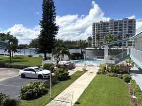 1201 N Riverside Dr 12B, Pompano Beach FL 33062