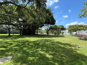 2600 S Course Dr 108, Pompano Beach FL 33069