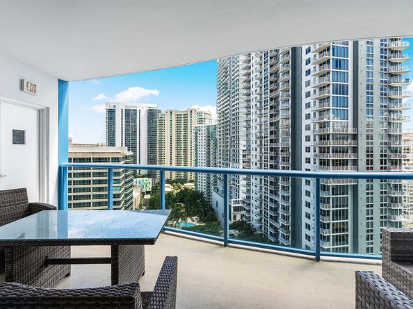 333 Las Olas Way 2406, Fort Lauderdale FL 33301
