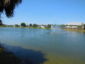 402 Windsor R, West Palm Beach FL 33417