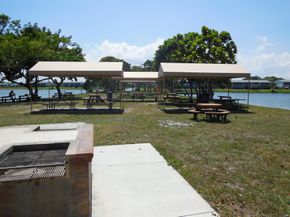 402 Windsor R, West Palm Beach FL 33417