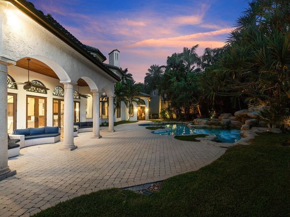 207 Grand Pointe Drive, Palm Beach Gardens FL 33418