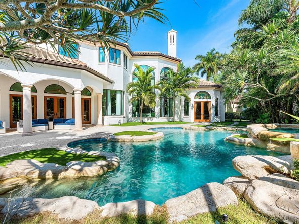 207 Grand Pointe Drive, Palm Beach Gardens FL 33418