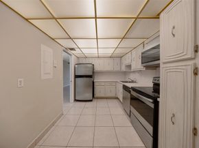2601 S Palm Aire Dr 212, Pompano Beach FL 33069