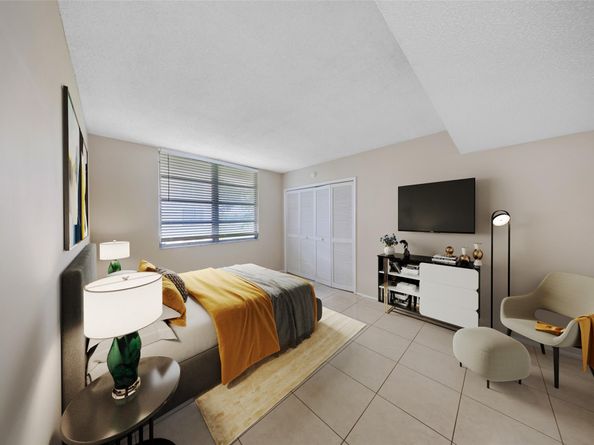 2601 S Palm Aire Dr 212, Pompano Beach FL 33069