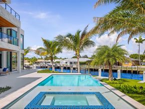 1555 SE 14th Ct, Deerfield Beach FL 33441