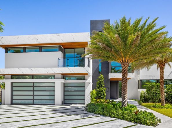 1555 SE 14th Ct, Deerfield Beach FL 33441