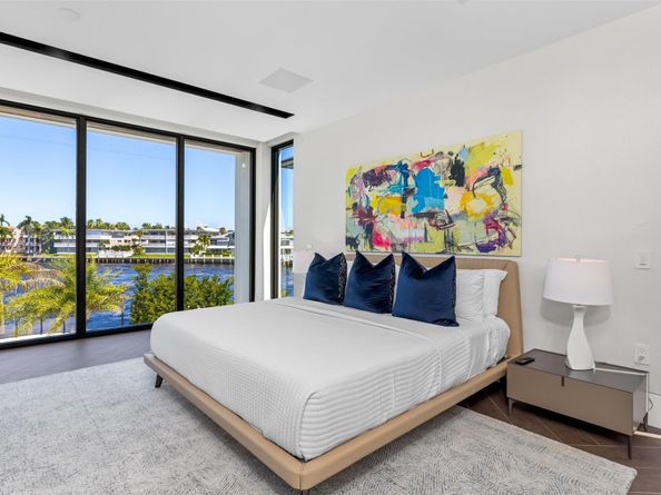 1555 SE 14th Ct, Deerfield Beach FL 33441