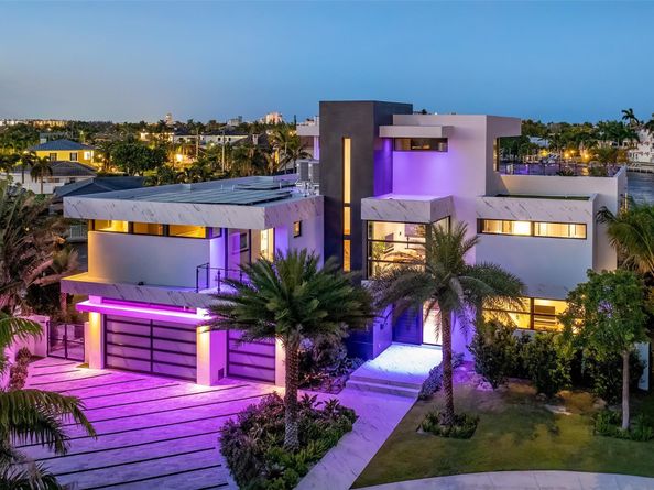 1555 SE 14th Ct, Deerfield Beach FL 33441