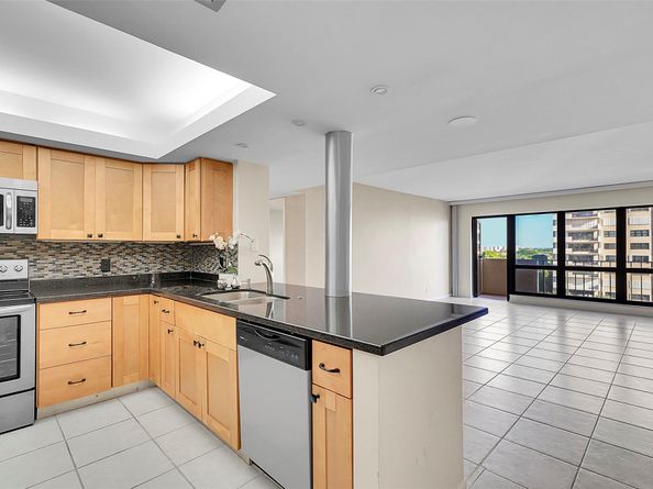 4900 Ocean Blvd 802, Lauderdale By The Sea FL 33308