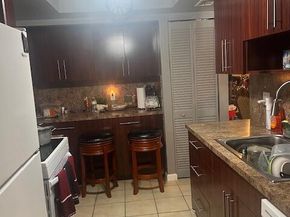 1320 SW 75th Avenue N, North Lauderdale FL 33068