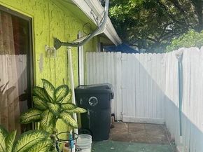 1320 SW 75th Avenue N, North Lauderdale FL 33068