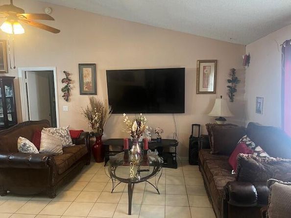 1320 SW 75th Avenue N, North Lauderdale FL 33068