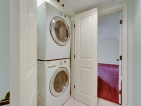 1660 Twelve Oaks Way 106 [50' Slip & Lift Incl, North Palm Beach FL 33408