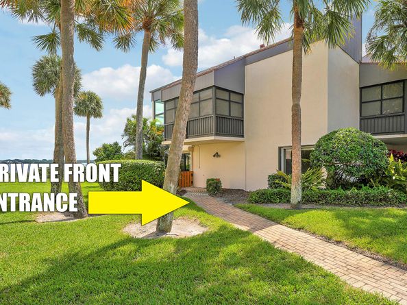 1660 Twelve Oaks Way 106 [50' Slip & Lift Incl, North Palm Beach FL 33408
