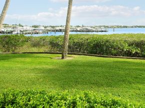 1660 Twelve Oaks Way 106 [50' Slip & Lift Incl, North Palm Beach FL 33408