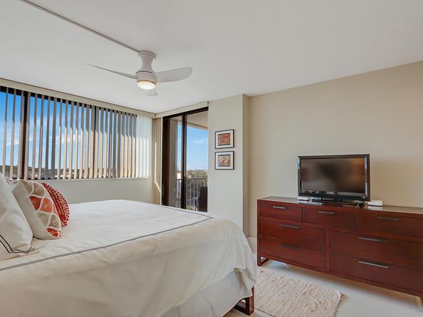 1300 S Highway A1a 424, Jupiter FL 33477