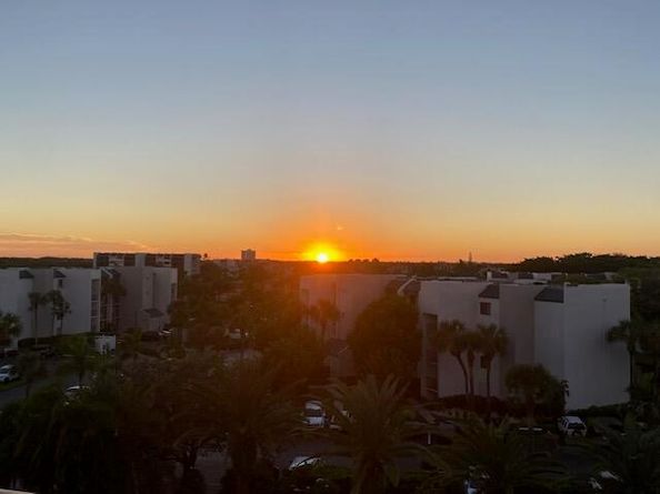 1300 S Highway A1a 424, Jupiter FL 33477