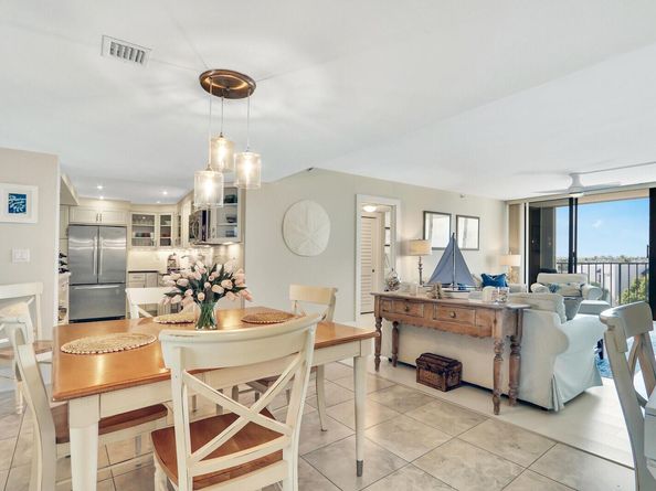 1300 S Highway A1a 424, Jupiter FL 33477
