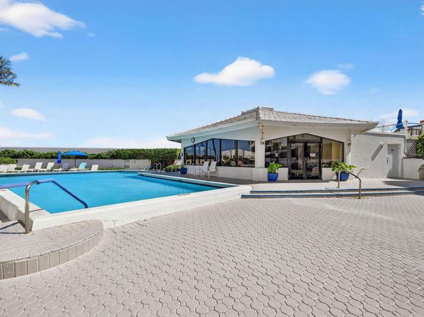 3590 S Ocean Boulevard 209, South Palm Beach FL 33480