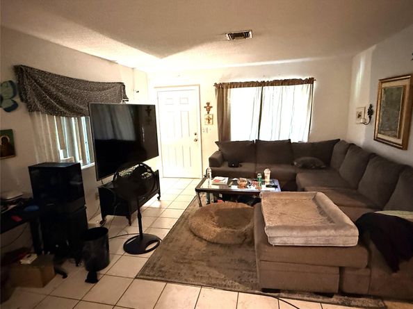 401 SE 1st Ave, Pompano Beach FL 33060