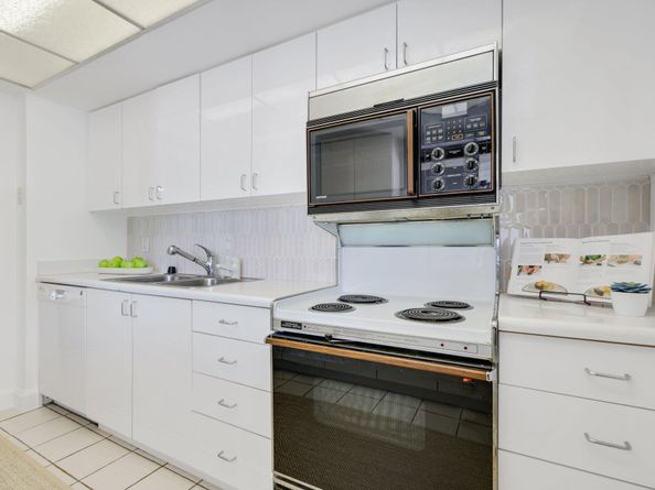 1016 Ocean Drive, Juno Beach FL 33408