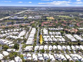 5 Brighton Court, Palm Beach Gardens FL 33418