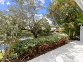 5 Brighton Court, Palm Beach Gardens FL 33418