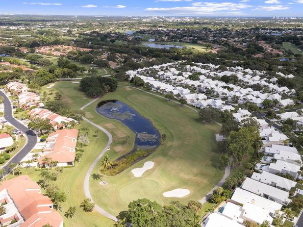 5 Brighton Court, Palm Beach Gardens FL 33418