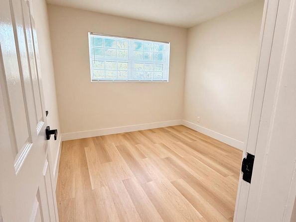 1084 SW 4th Avenue, Pompano Beach FL 33060