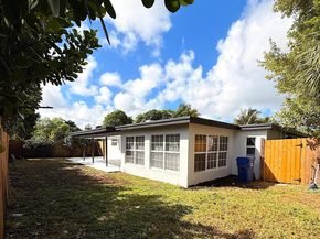 1084 SW 4th Avenue, Pompano Beach FL 33060