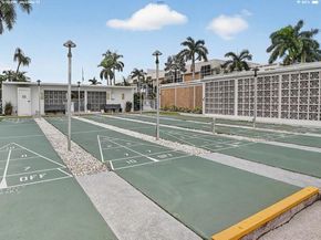 3050 NE 16th Ave 202, Oakland Park FL 33334