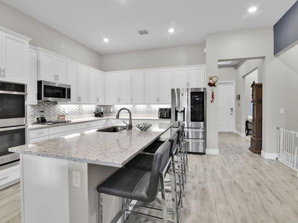 7524 N Blue Spring Dr, Parkland FL 33067