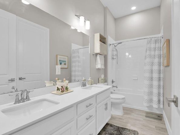 7524 N Blue Spring Dr, Parkland FL 33067