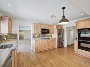 2601 NE 37th St, Fort Lauderdale FL 33308