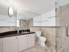 2601 NE 37th St, Fort Lauderdale FL 33308