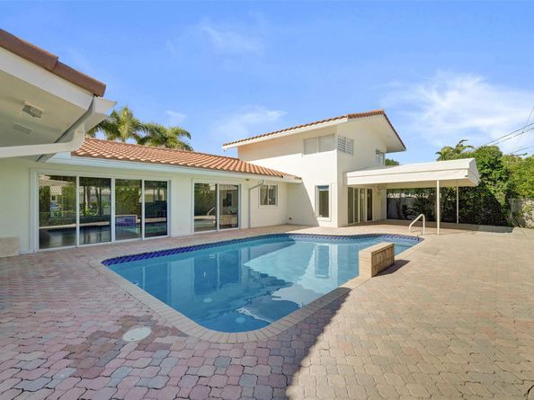 2601 NE 37th St, Fort Lauderdale FL 33308