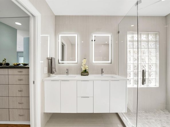 2601 NE 37th St, Fort Lauderdale FL 33308