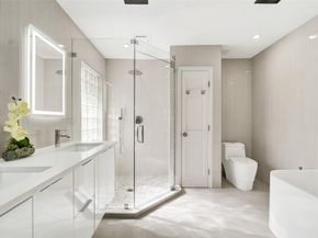 2601 NE 37th St, Fort Lauderdale FL 33308