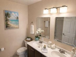 8913 NW 45th Ct, Coral Springs FL 33065