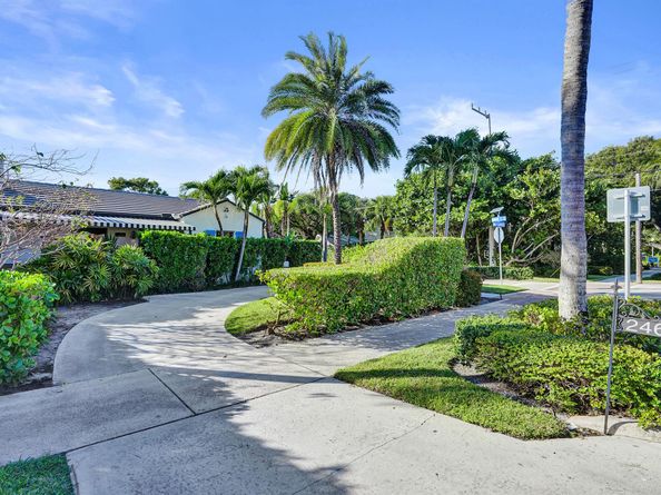 246 N Swinton Avenue, Delray Beach FL 33444