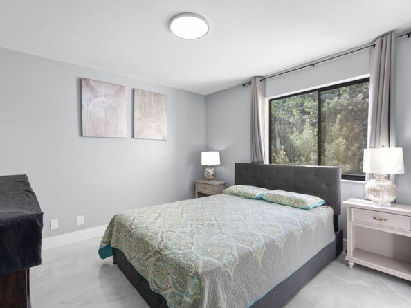 9502 SW 1st Ct, Coral Springs FL 33071