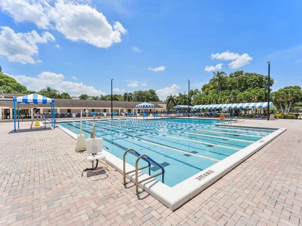 3051 NW 48th Ave 808, Coconut Creek FL 33063