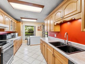 3051 NW 48th Ave 808, Coconut Creek FL 33063