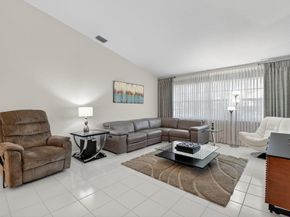 17257 Boca Club Boulevard 1, Boca Raton FL 33487