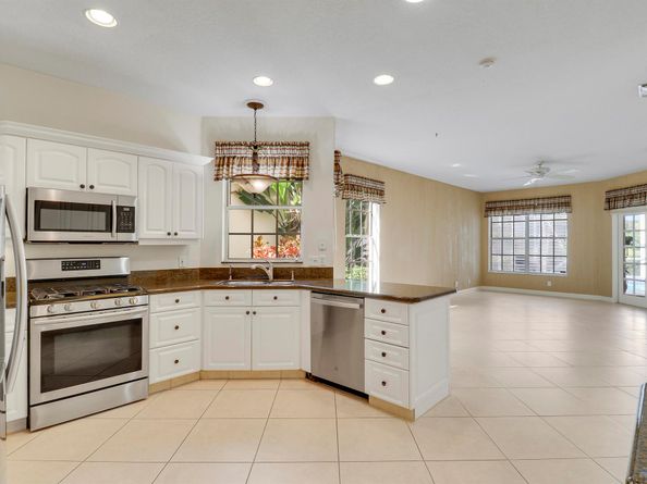 411 Eagleton Cove Way, Palm Beach Gardens FL 33418